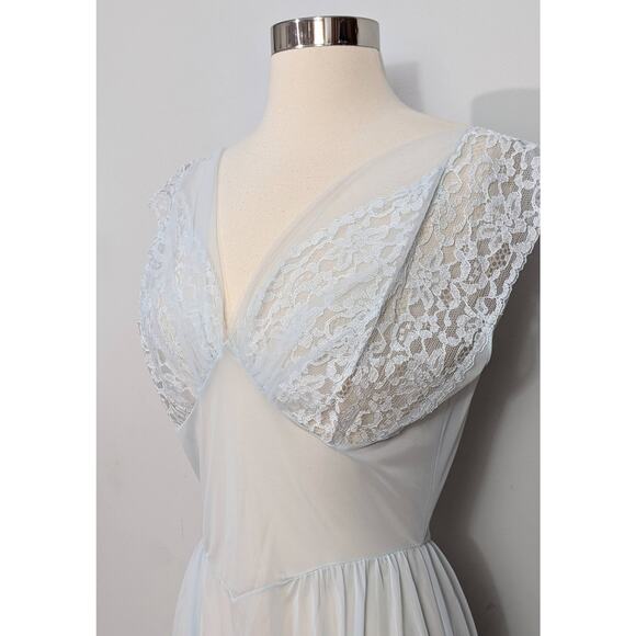 Blue Chiffon and Lace Maxi Nightgown - Picture 5 of 8